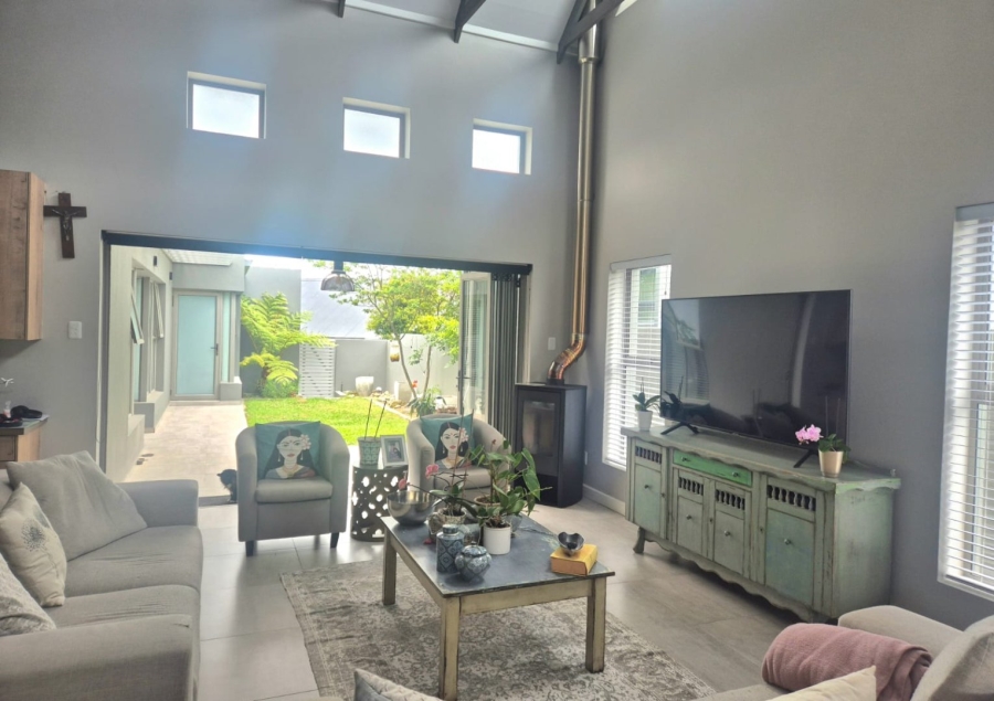 3 Bedroom Property for Sale in Blue Mountain Village Western Cape